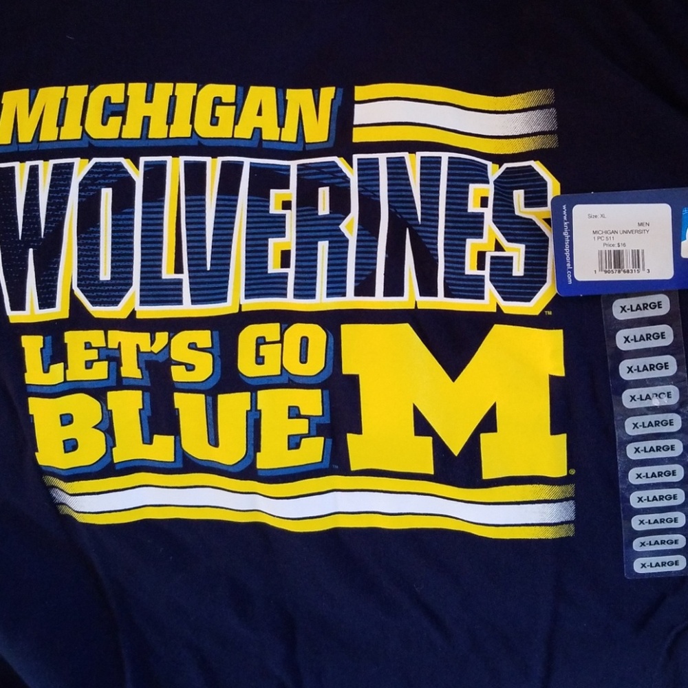 Mens UOfM t-shirt